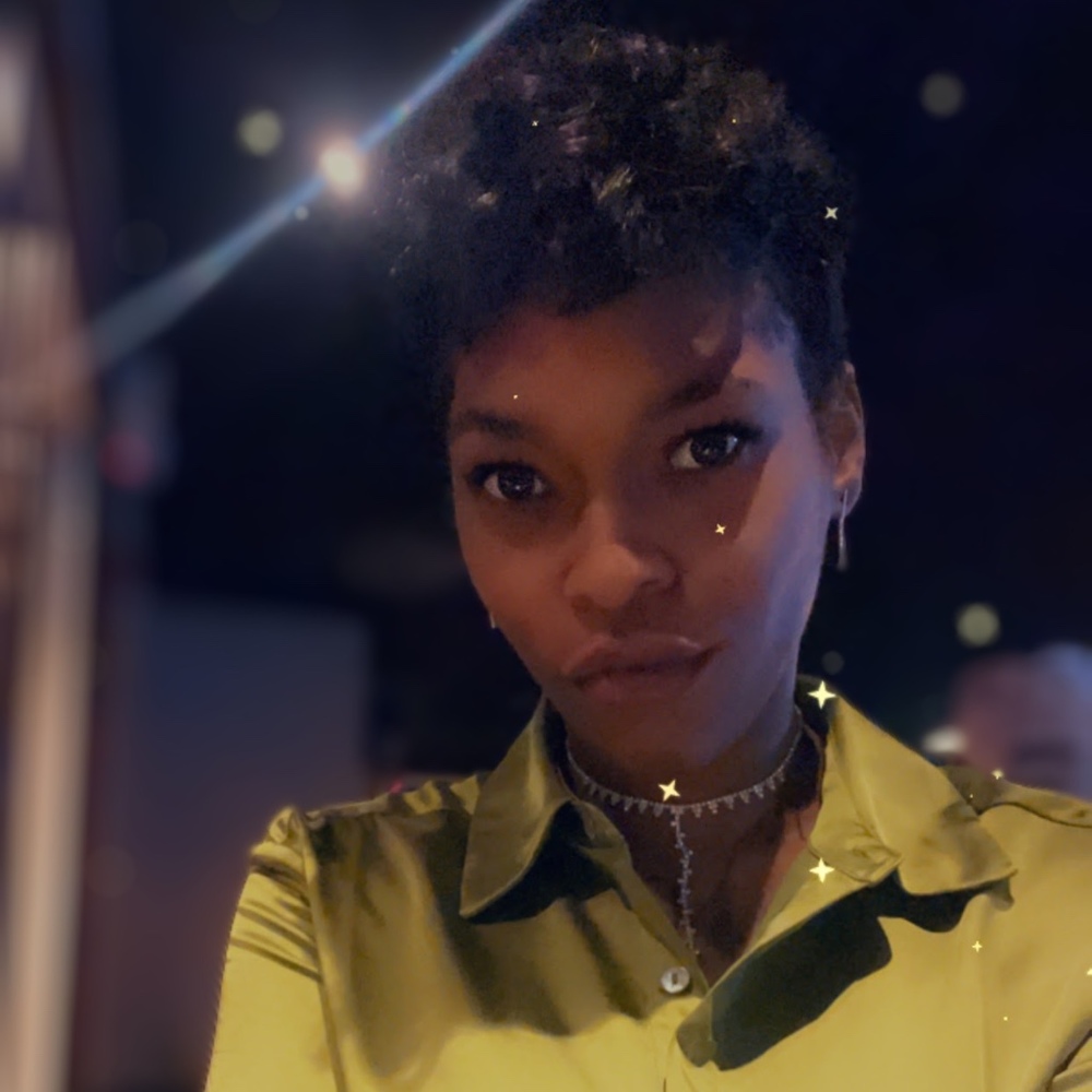 Meet your Posher, Bianca